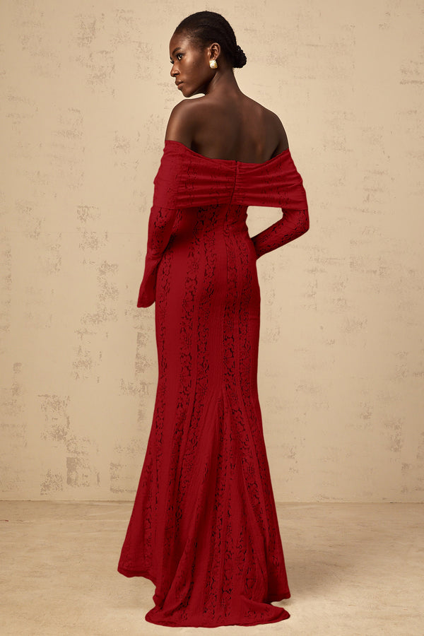 Émeline floral lace train-design maxi dress in Red