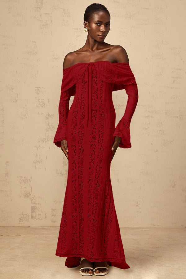 Émeline floral lace train-design maxi dress in Red