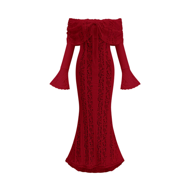 Émeline floral lace train-design maxi dress in Red
